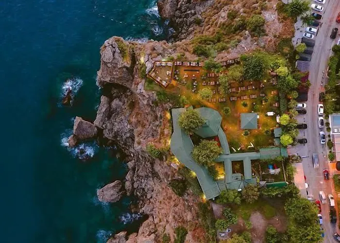 Avsar Hotel